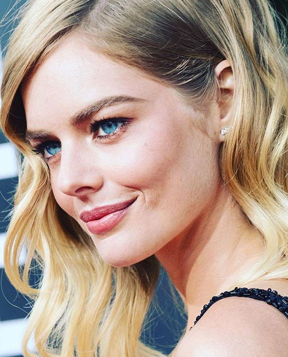 Samara Weaving Portrait 2017 Wallpapers