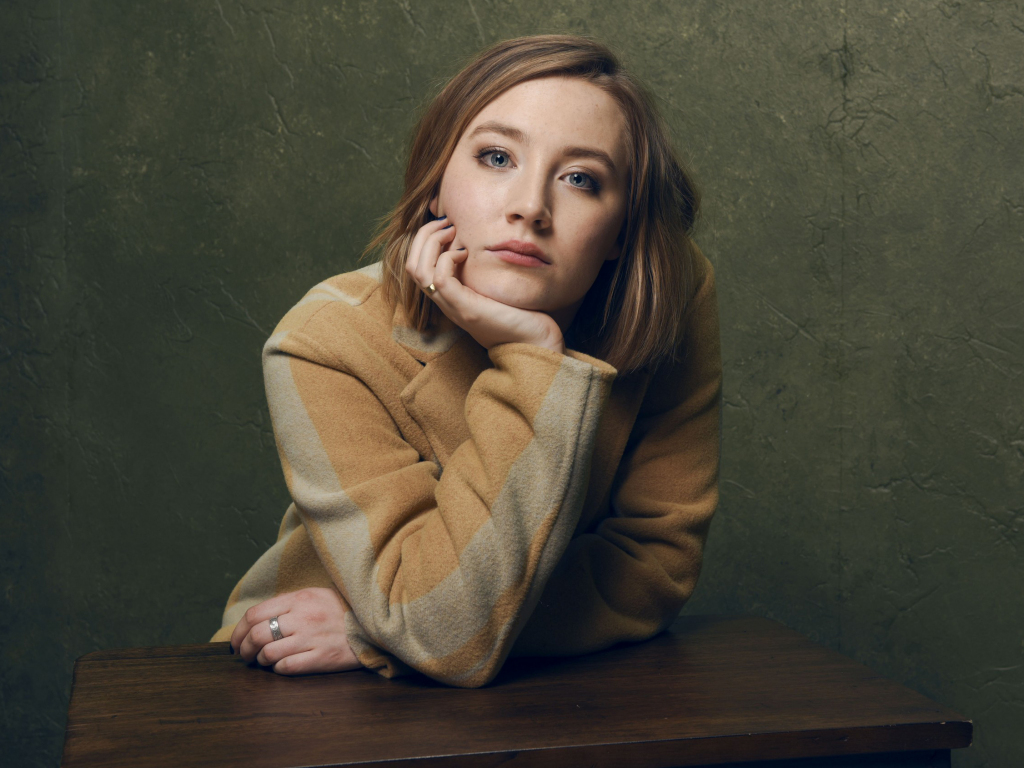 Saoirse Ronan Irish Blonde Wallpapers