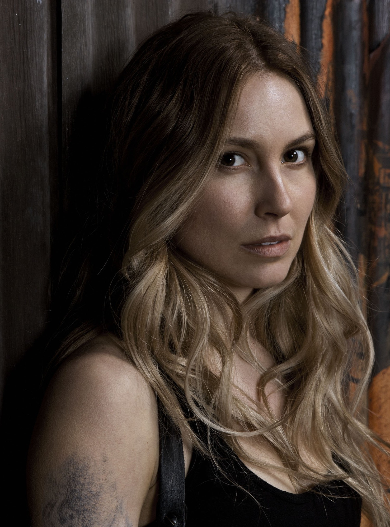 Sarah Carter Wallpapers