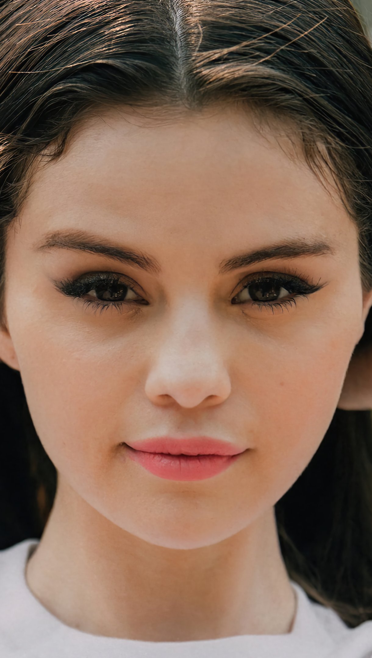 Selena Gomez Beautiful Face Wallpapers