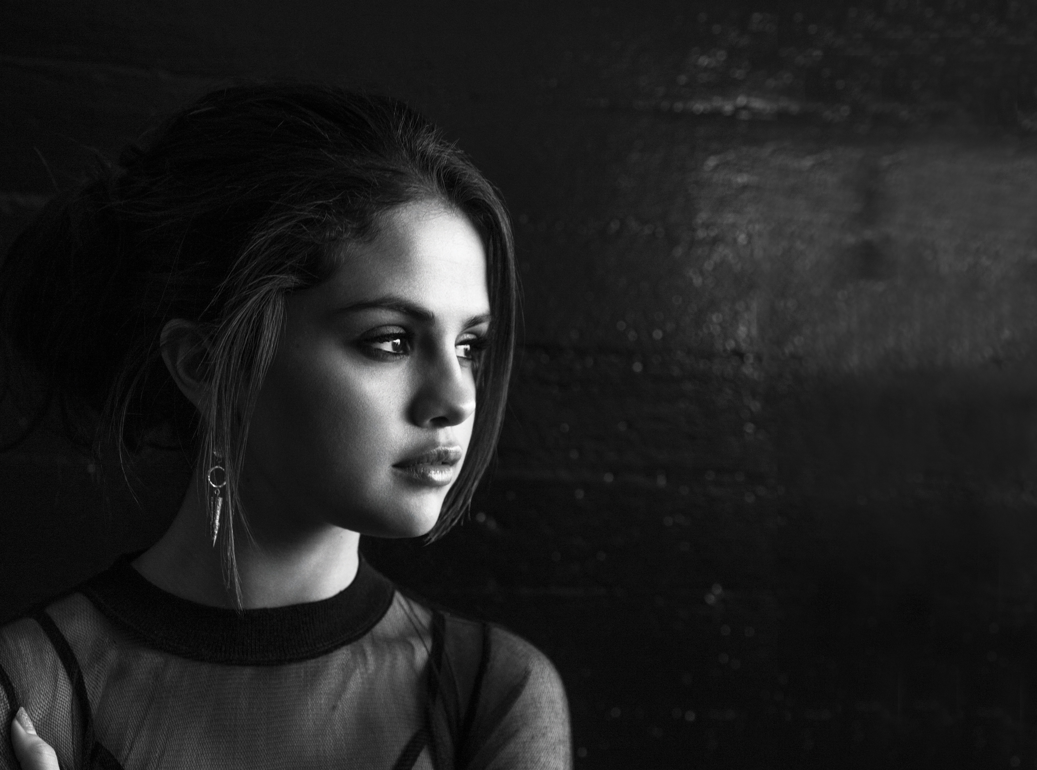 Selena Gomez Monochrome Wallpapers