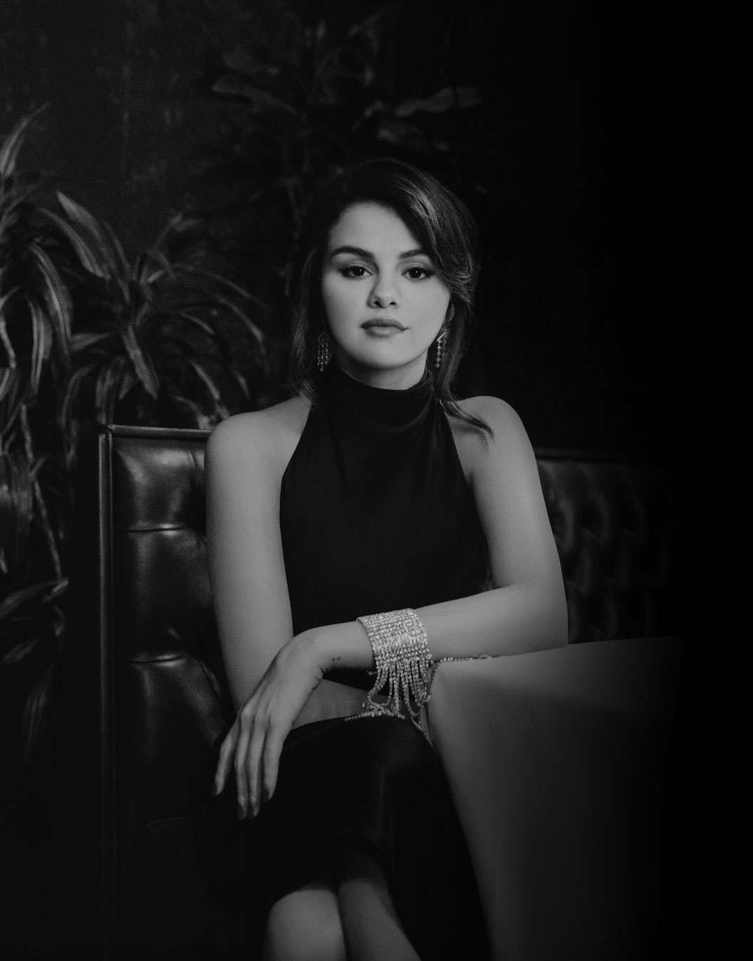 Selena Gomez Monochrome Wallpapers