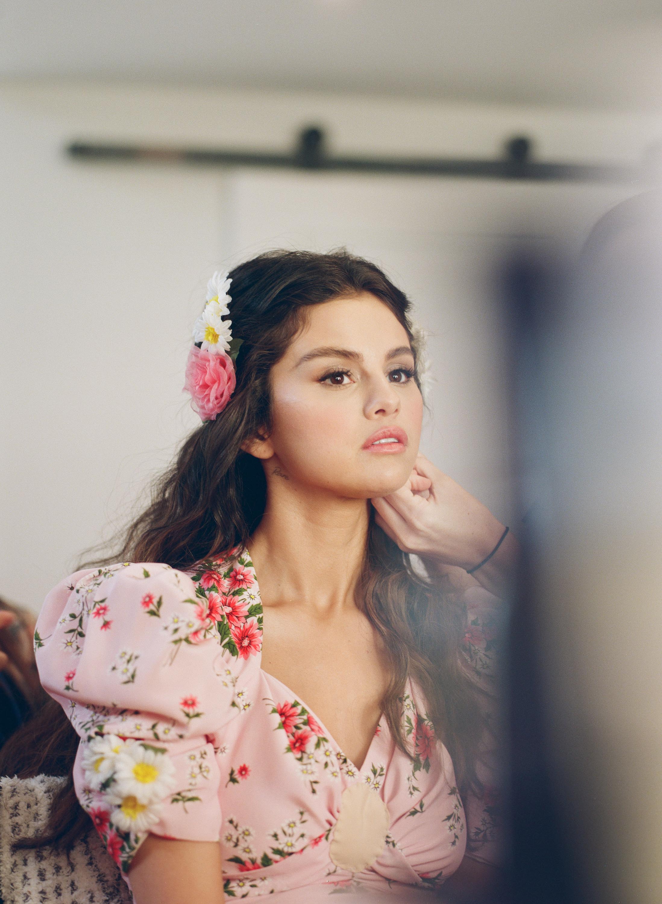 Selena Gomez Vogue Arabia 2021 Wallpapers