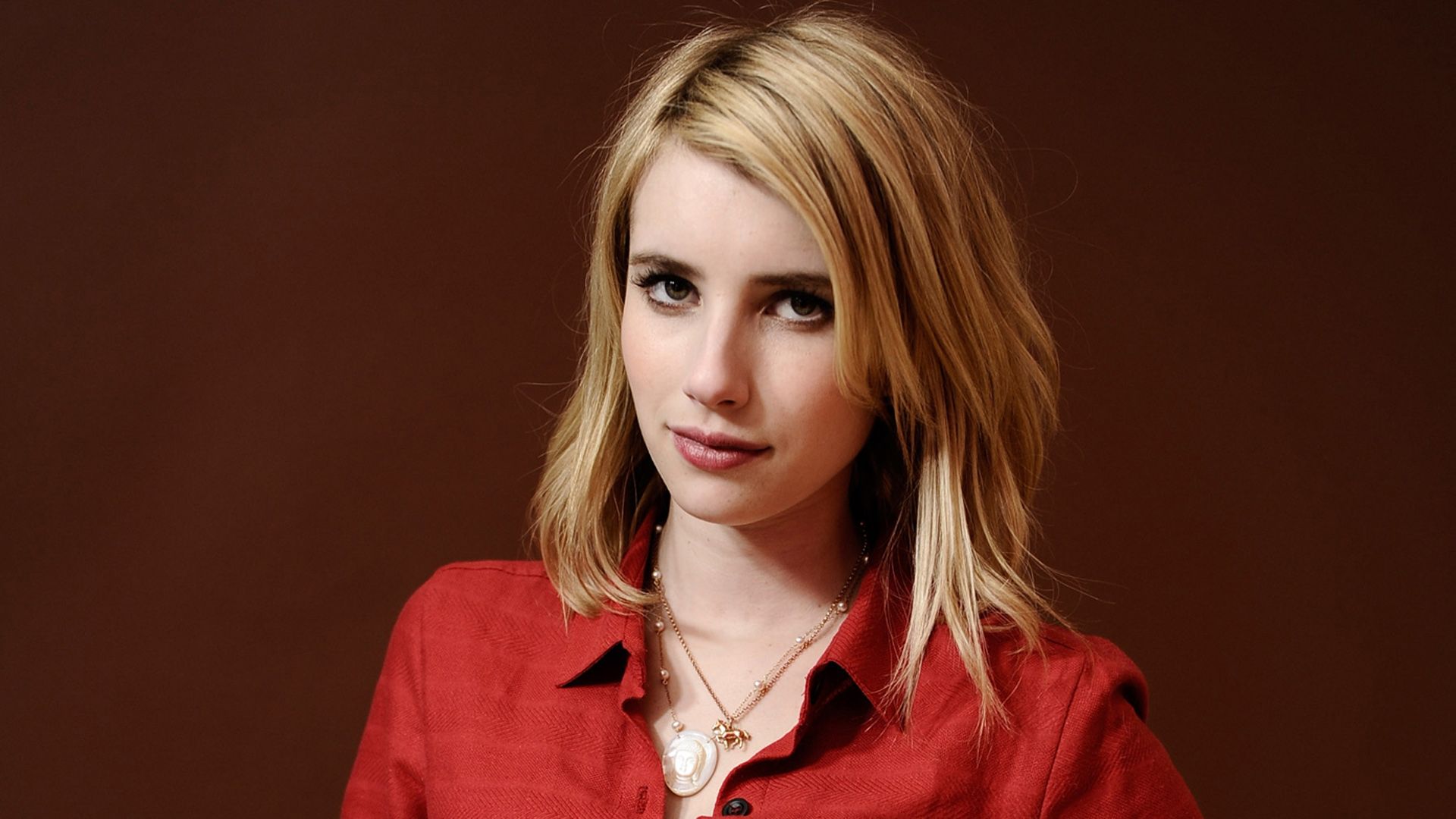 Sexy Emma Roberts Wallpapers