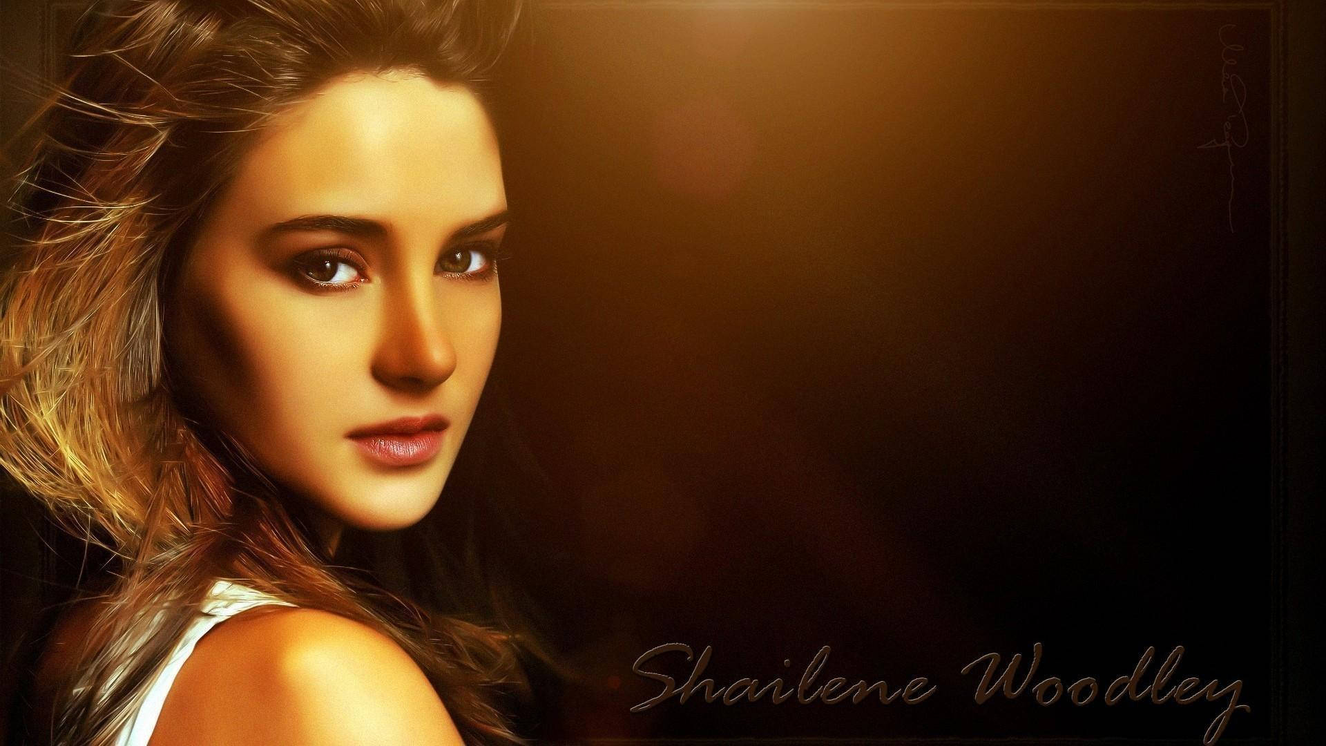 Shailene Woodley Actress Wallpapers