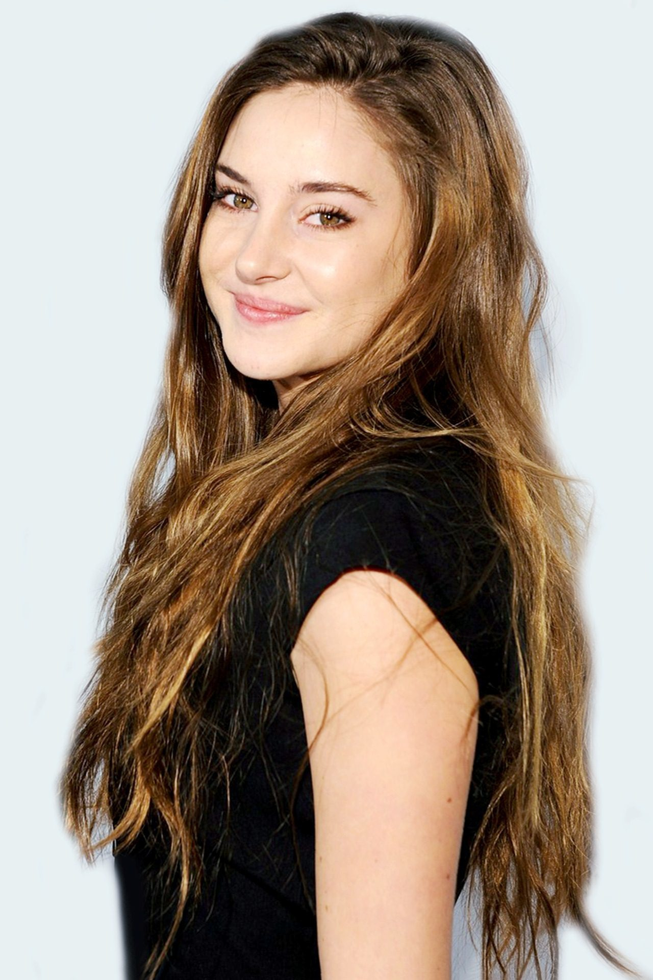 Shailene Woodley Short Hair Wallpapers