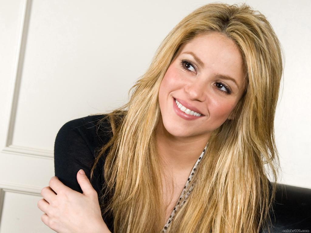 Shakira Hot Wallpapers