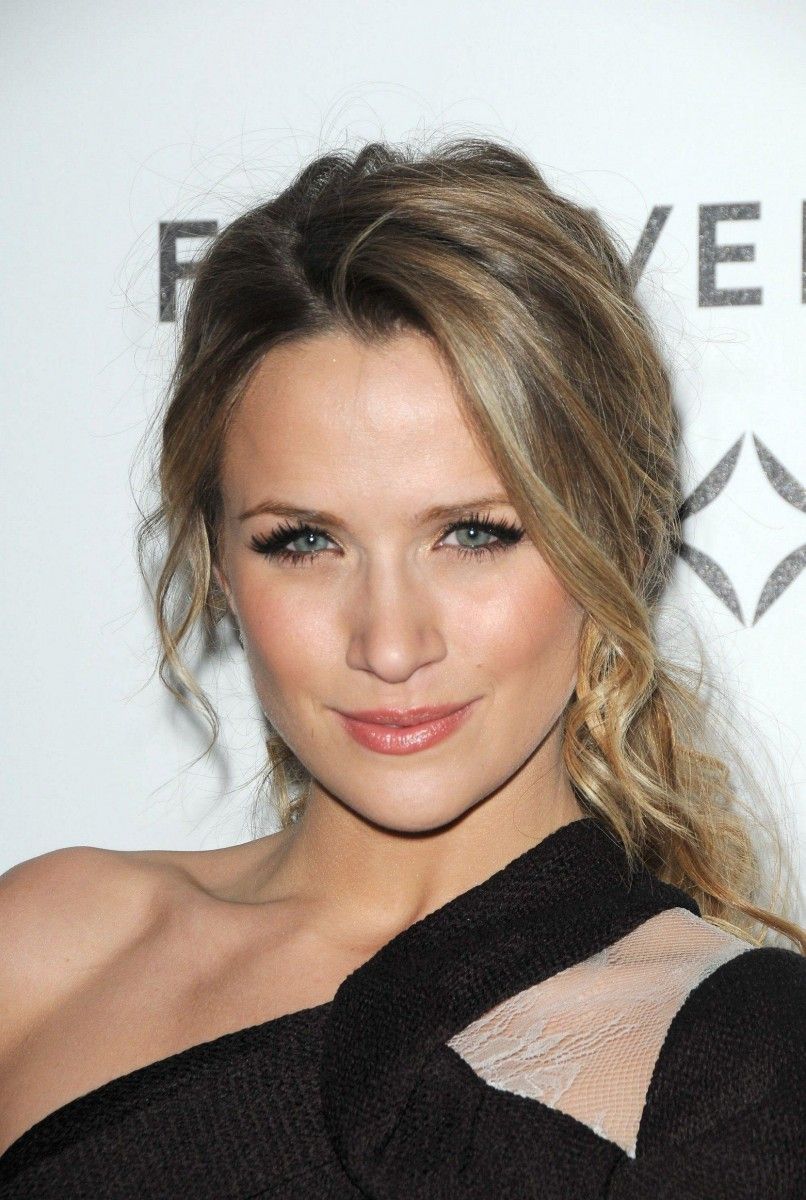 Shantel VanShanten Wallpapers