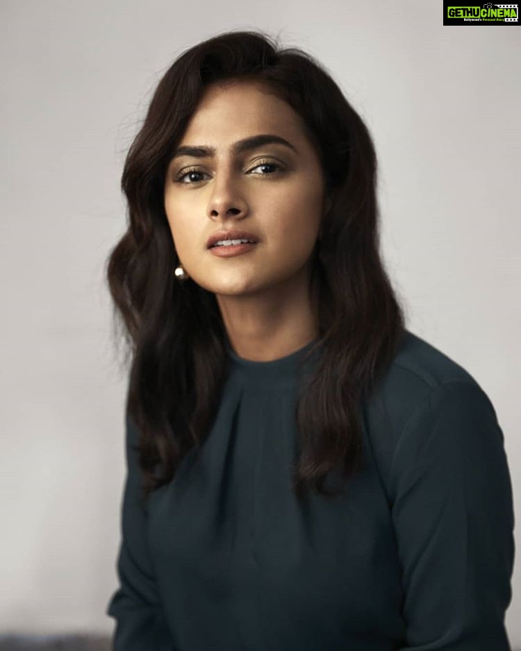 Shraddha Srinath Wallpapers