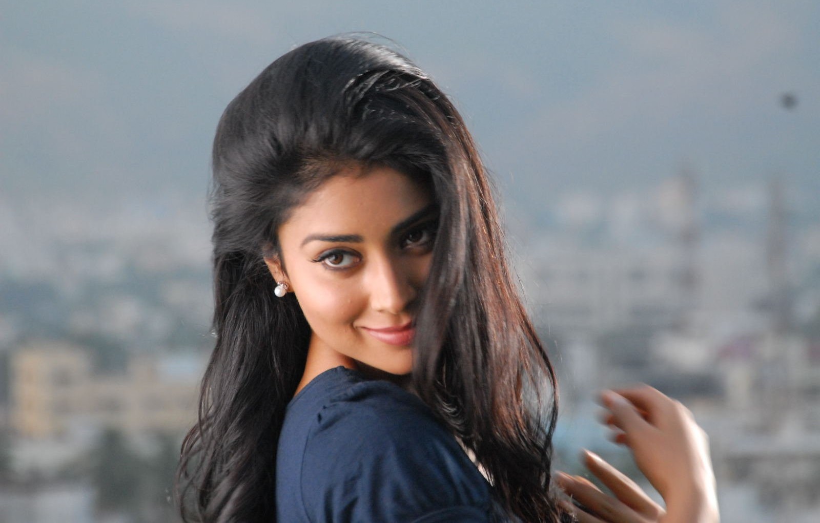 Shriya Saran Wallpapers