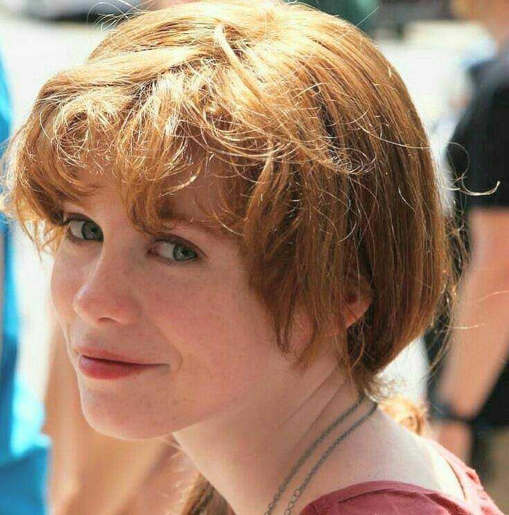 Sophia Lillis Actress 2018 Wallpapers