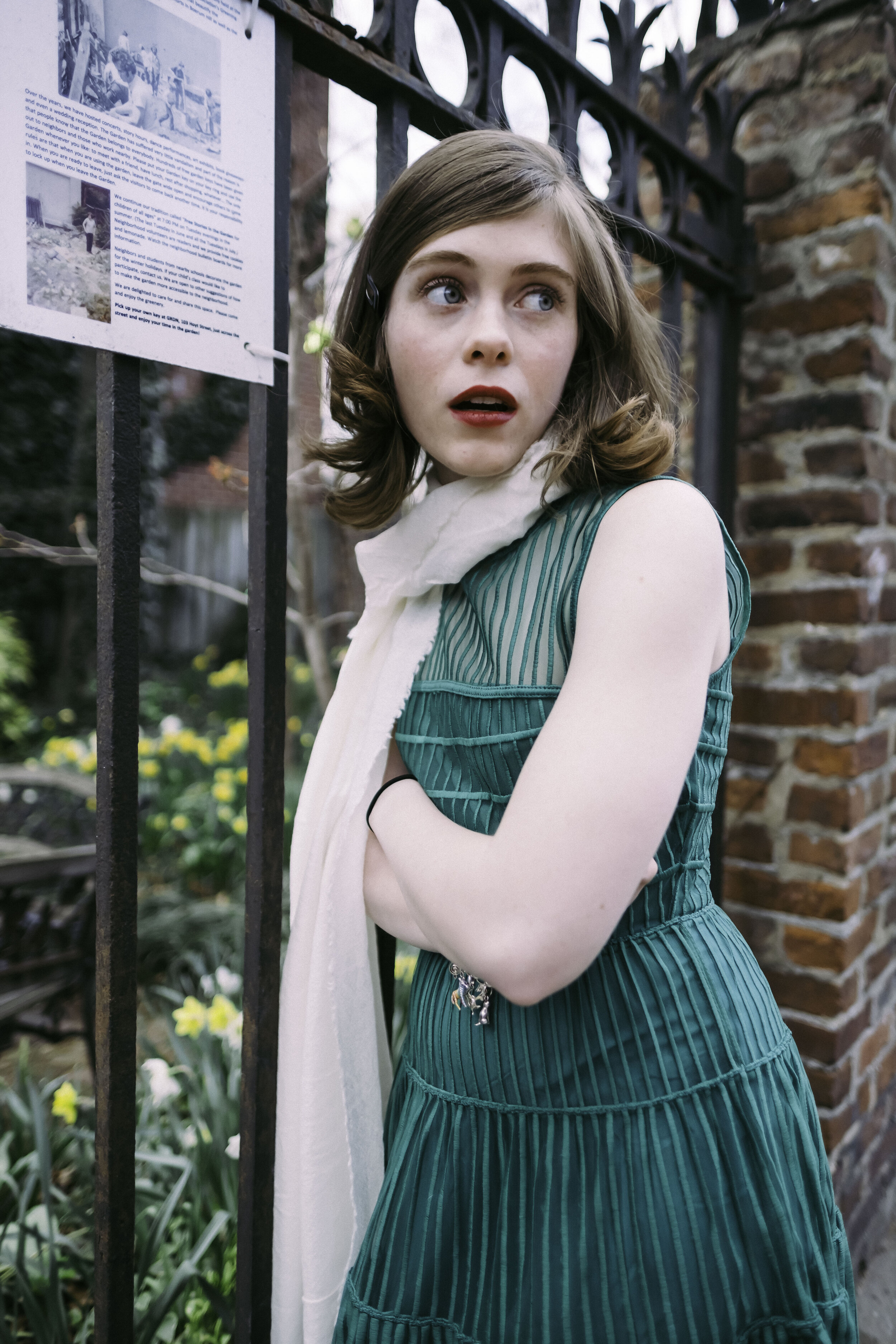 Sophia Lillis Black Dress Wallpapers