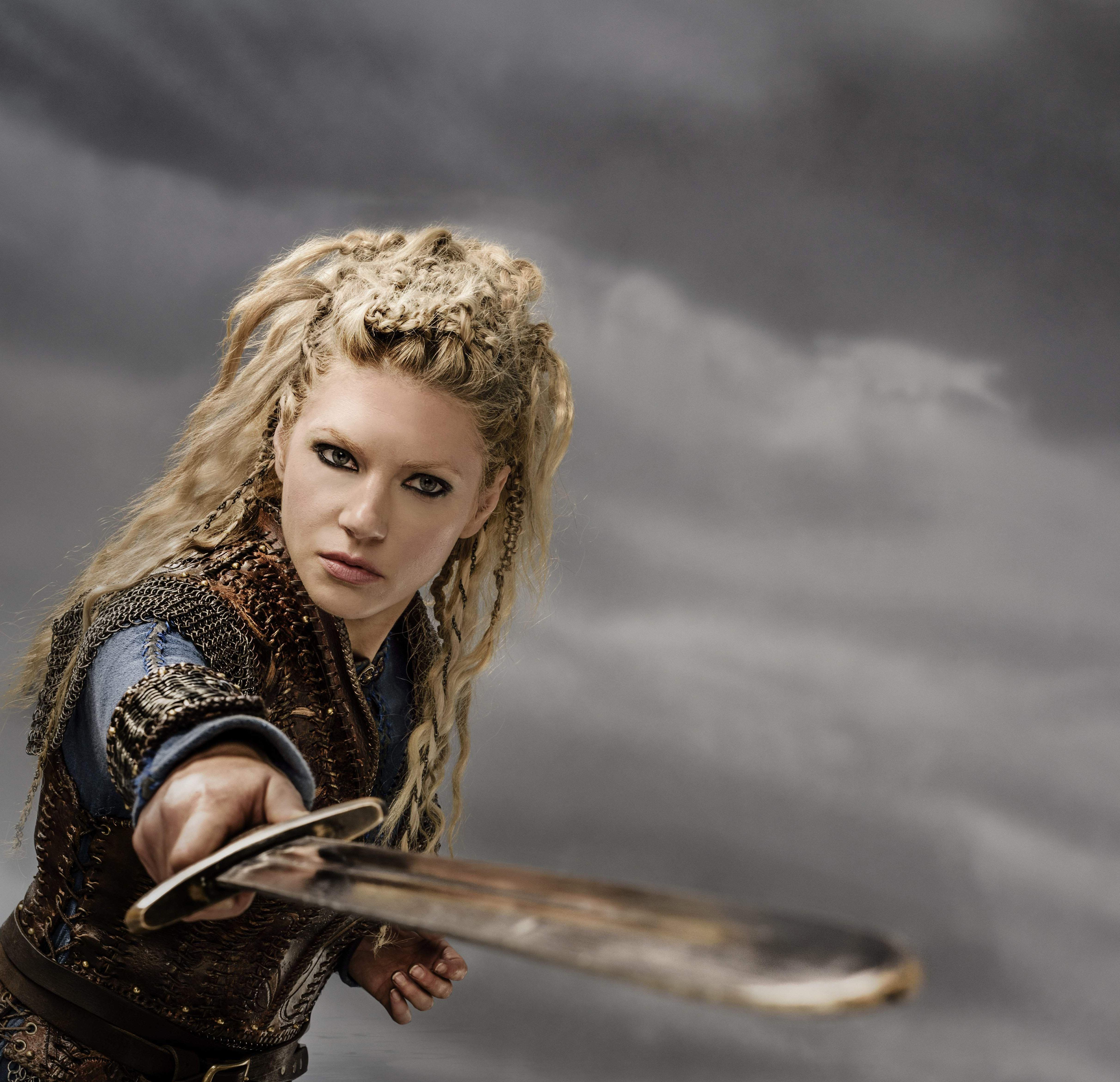 Stunning Katheryn Winnick Vikings Wallpapers