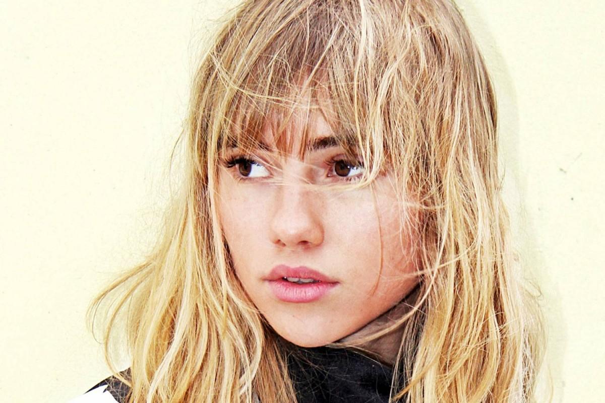 Suki Waterhouse Wallpapers