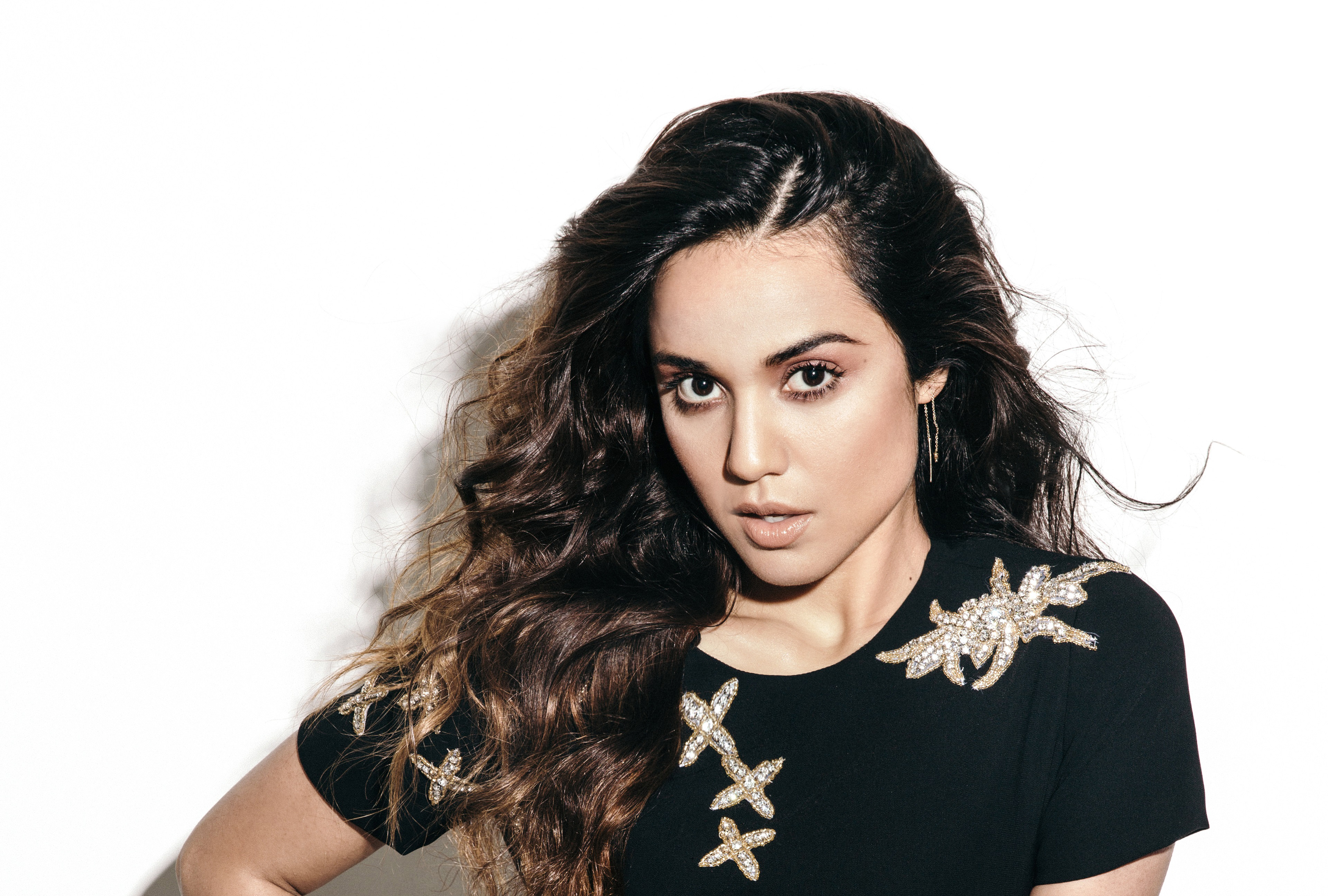 Summer Bishil Wallpapers