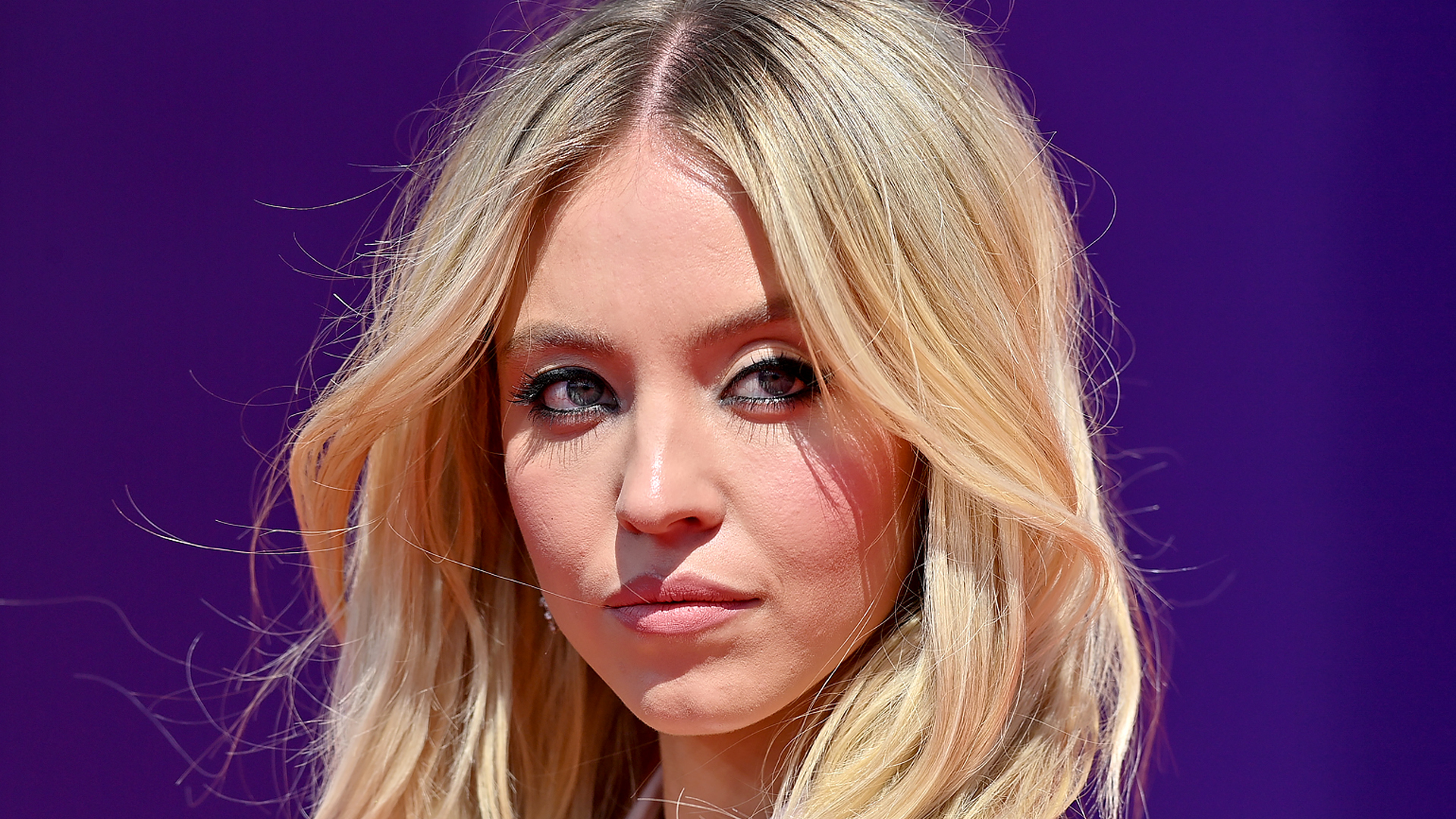 Sydney Sweeney HD Actress 2021 Wallpapers