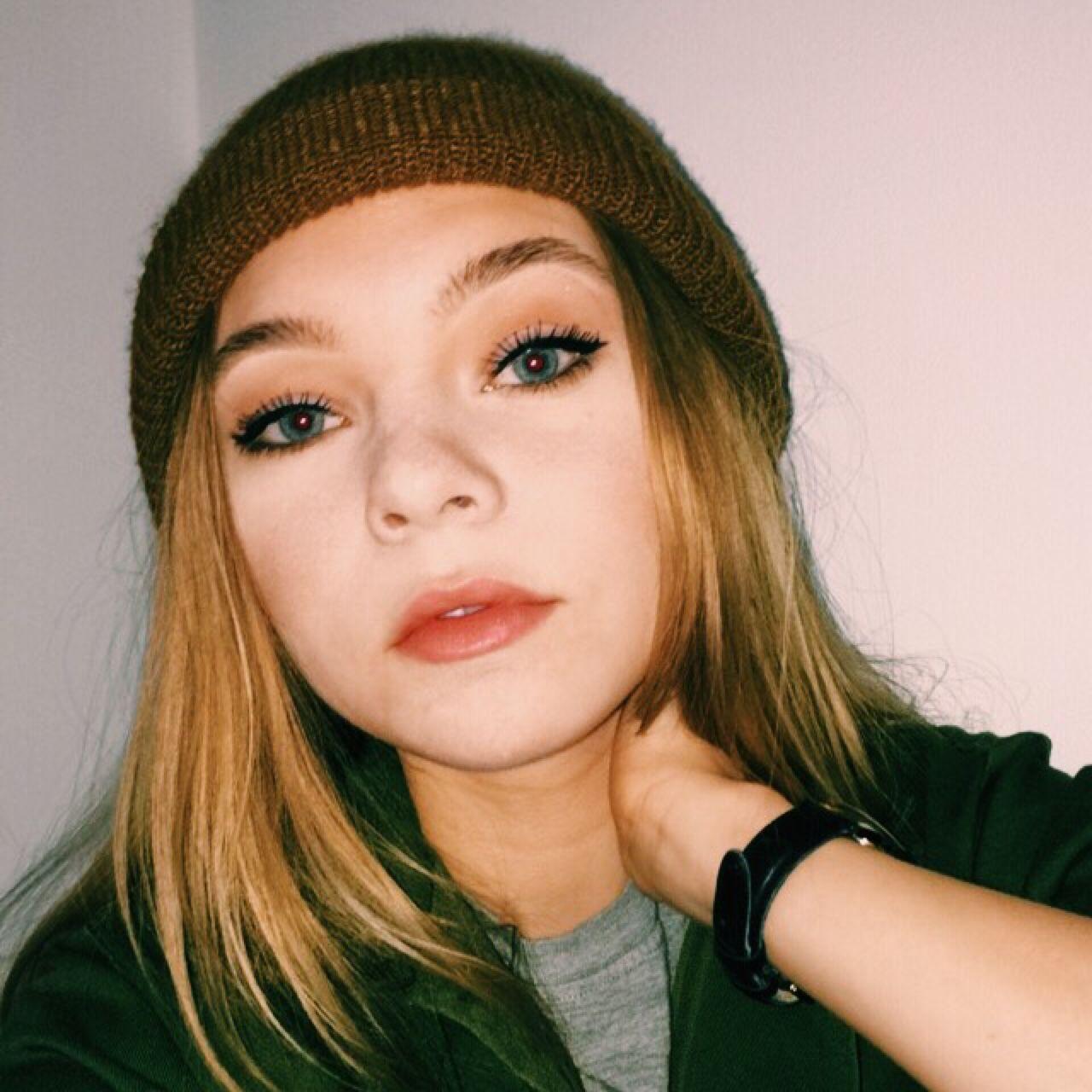 Taylor Hickson 2018 Wallpapers