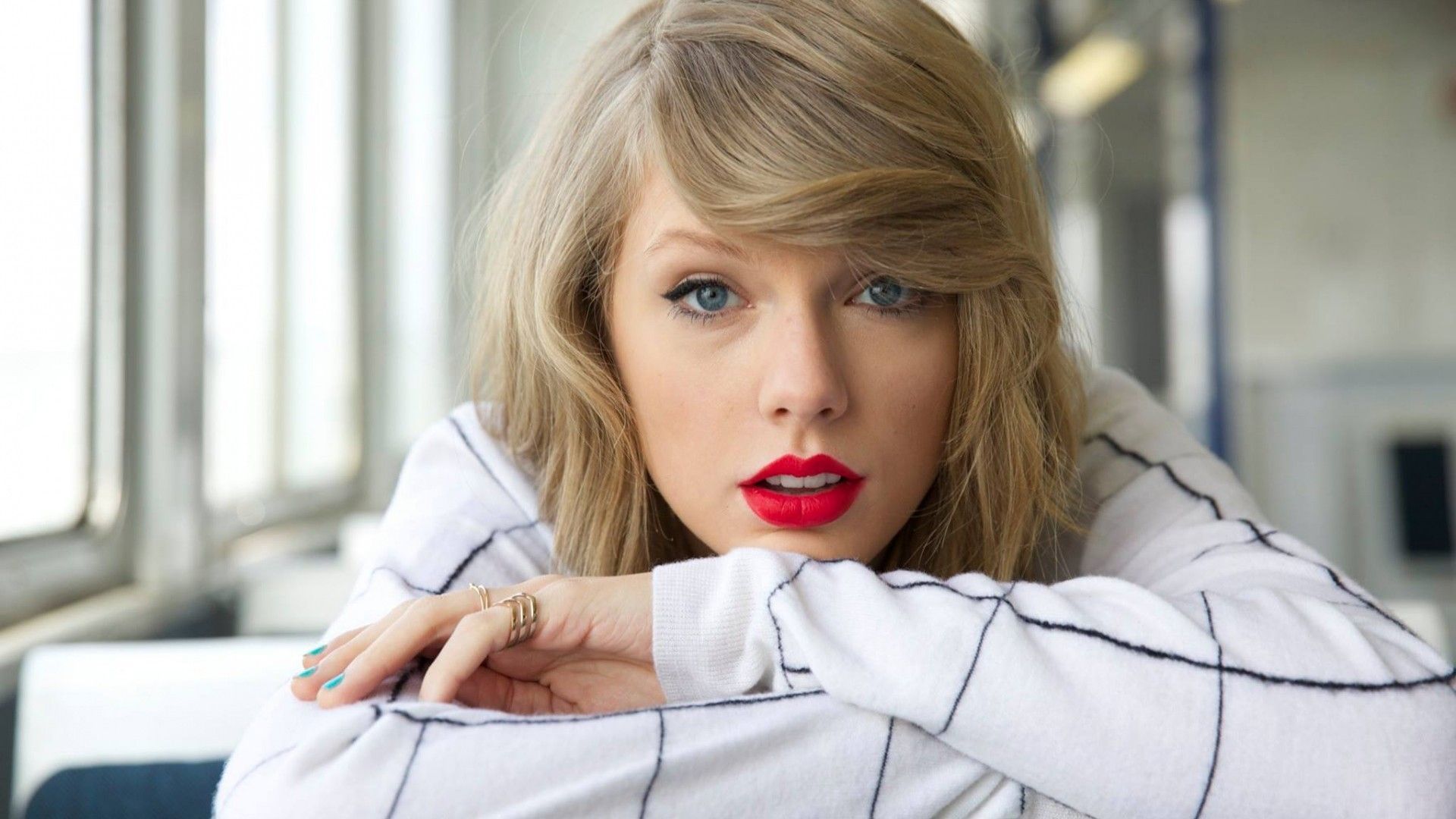 Taylor Swift Latest Wallpapers