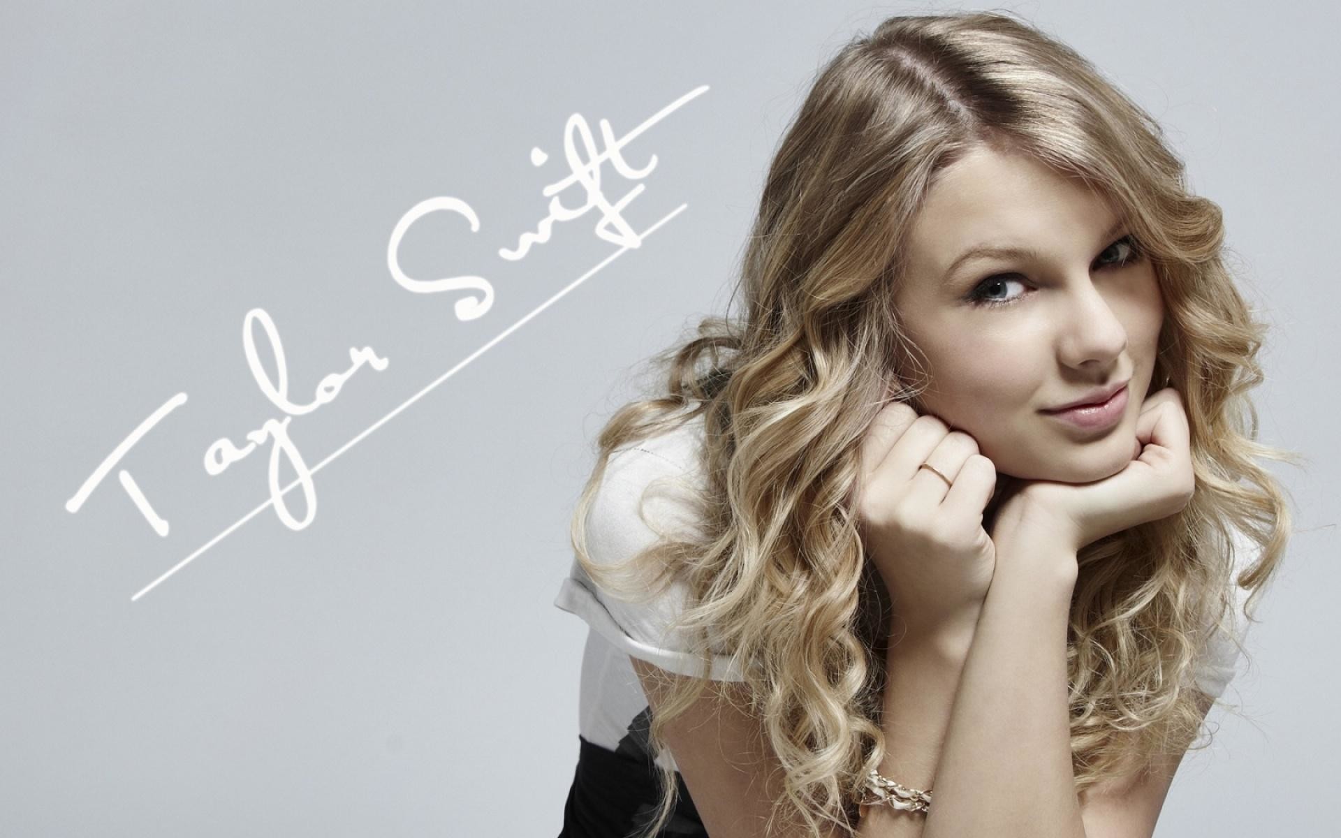 Taylor Swift Portrait 2018 Wallpapers