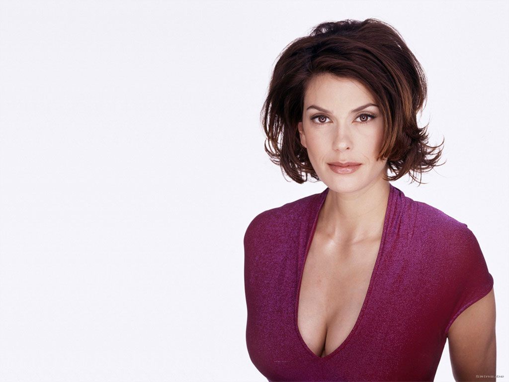 Teri Hatcher Wallpapers