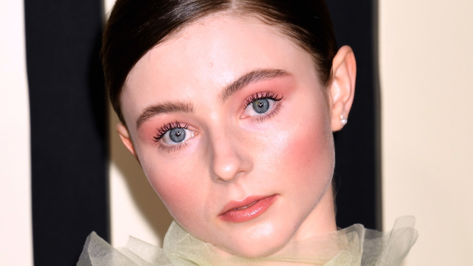 Thomasin McKenzie Actress HD 2021 Wallpapers