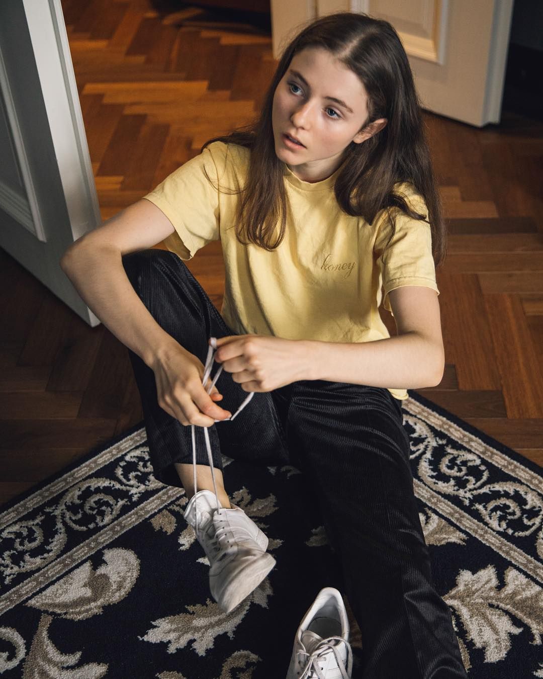 Thomasin McKenzie Actress HD 2021 Wallpapers