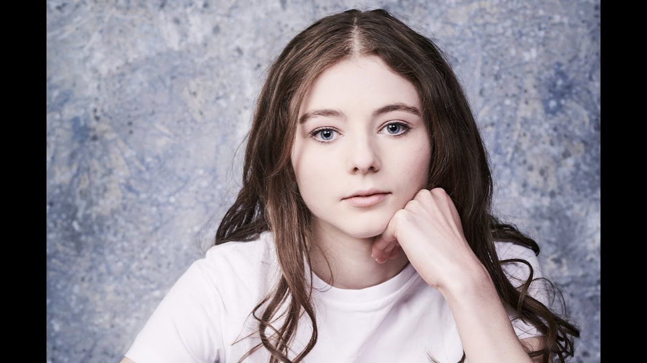 Thomasin McKenzie Photoshoot Wallpapers