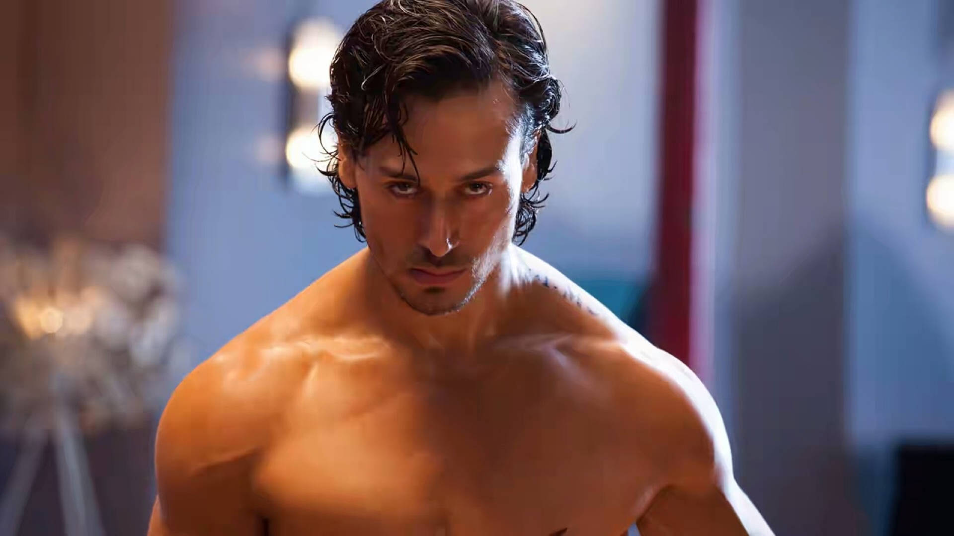 Tiger Shroff Body Wallpapers