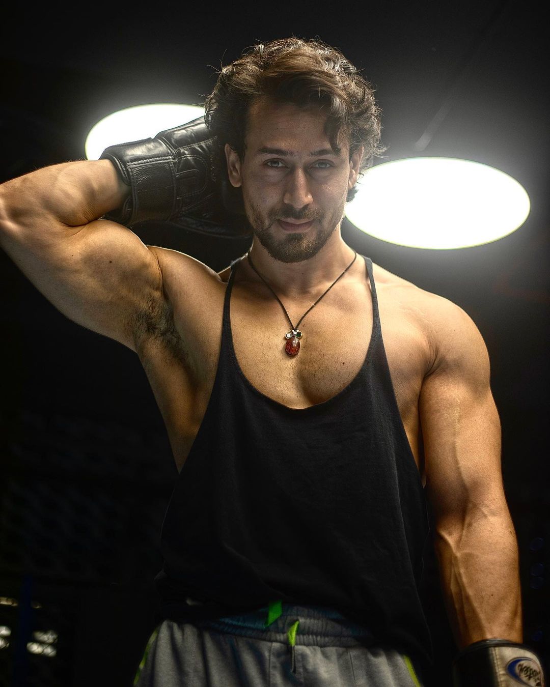 Tiger Shroff Body Wallpapers