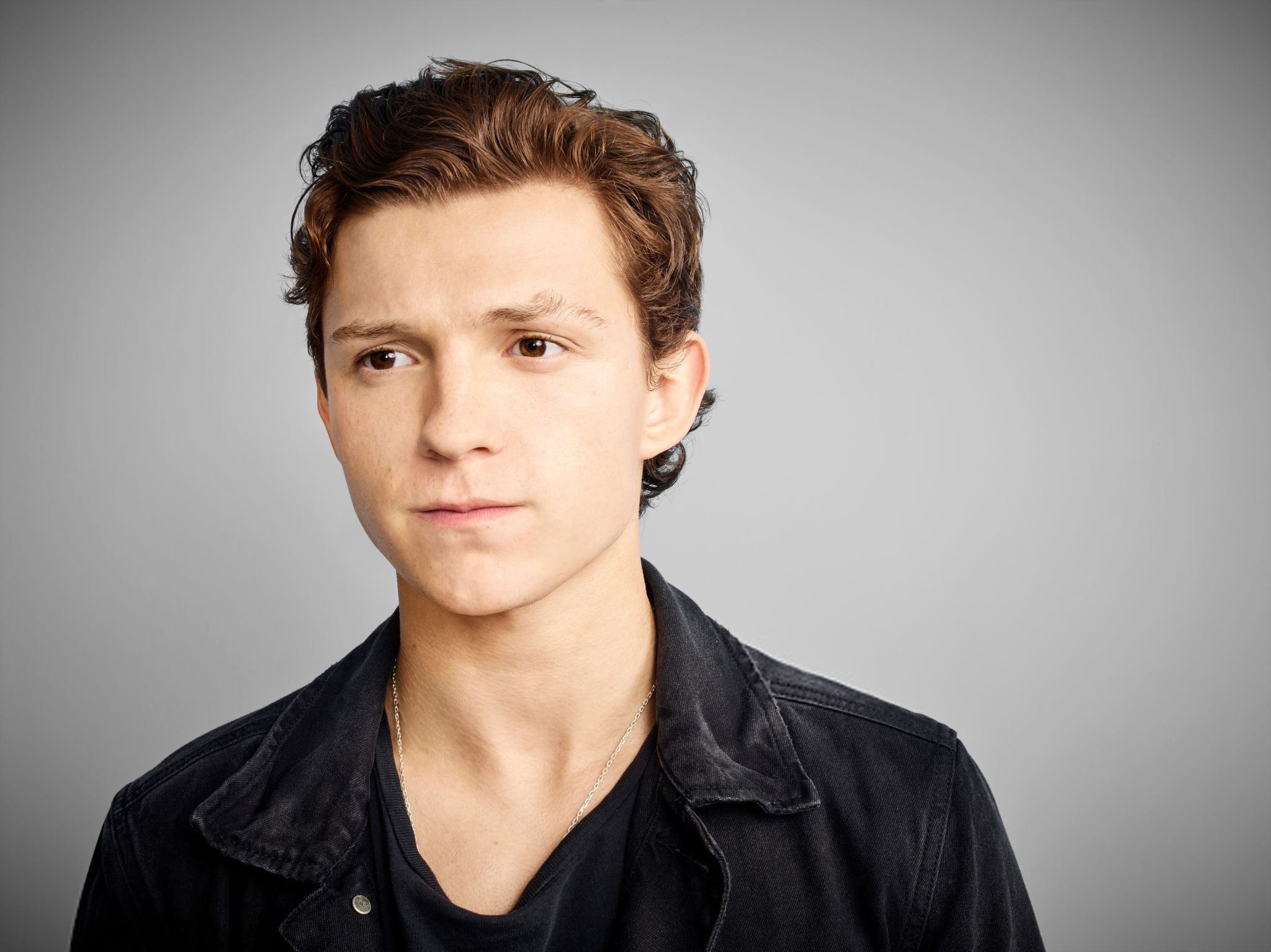 Tom Holland HD Wallpapers