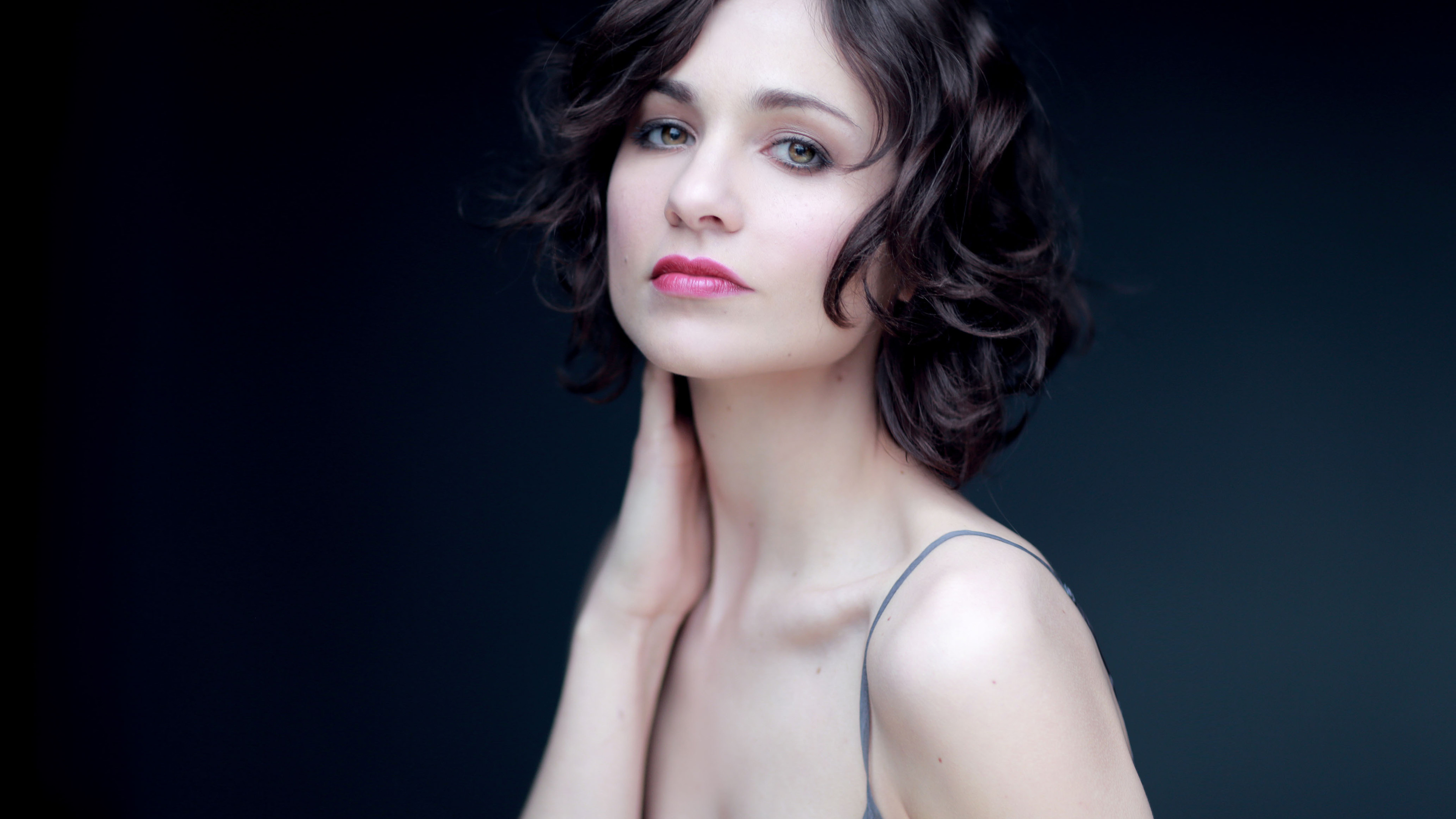 Tuppence Middleton 2017 Wallpapers