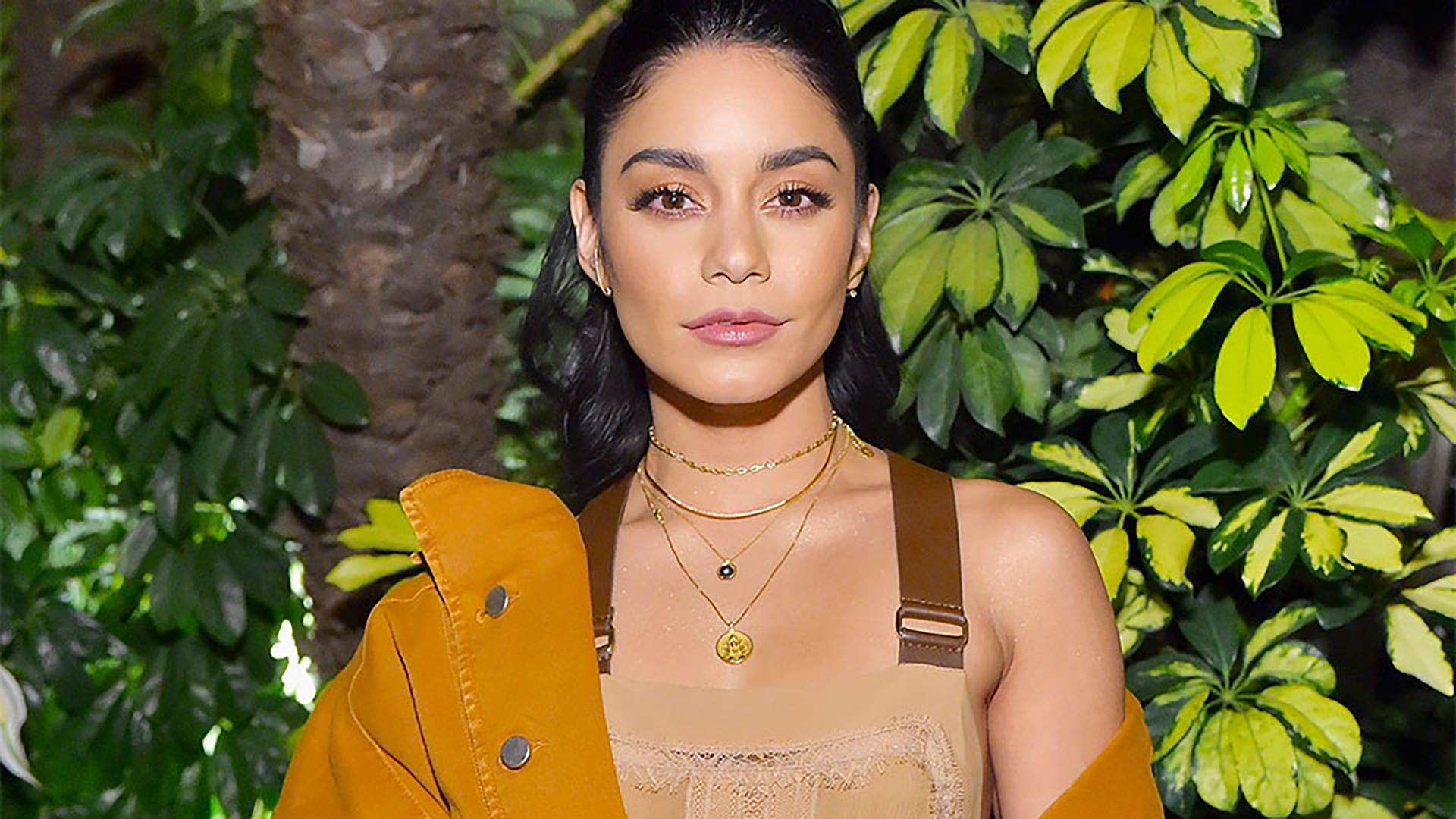 Vanessa Hudgens 2019 Wallpapers