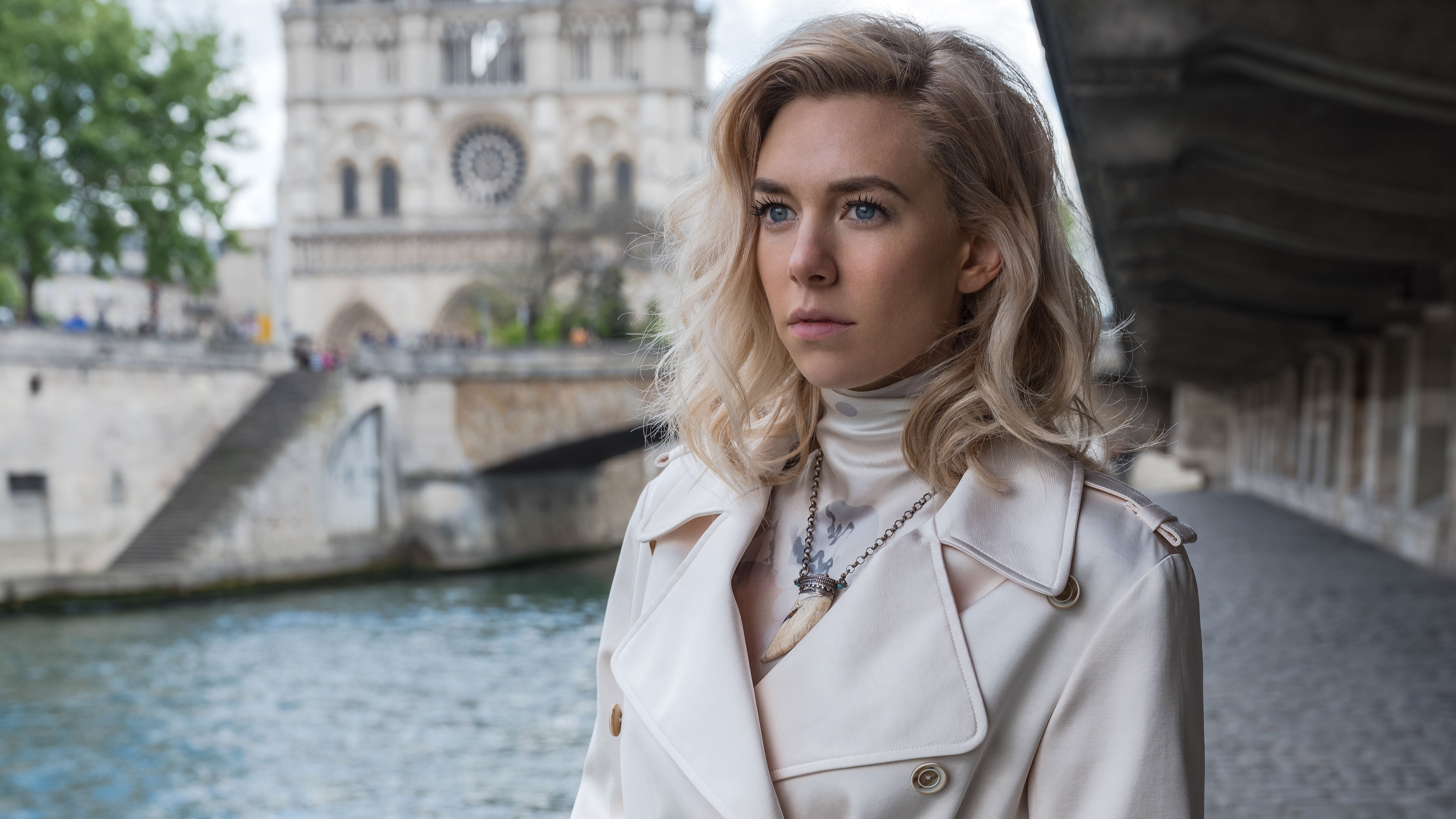 Vanessa Kirby Monochrome Wallpapers