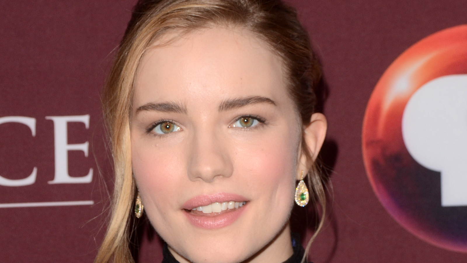 Willa Fitzgerald Wallpapers