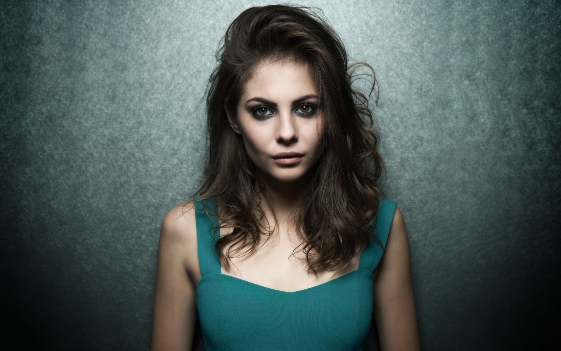 Willa Holland Arrow Actress Wallpapers