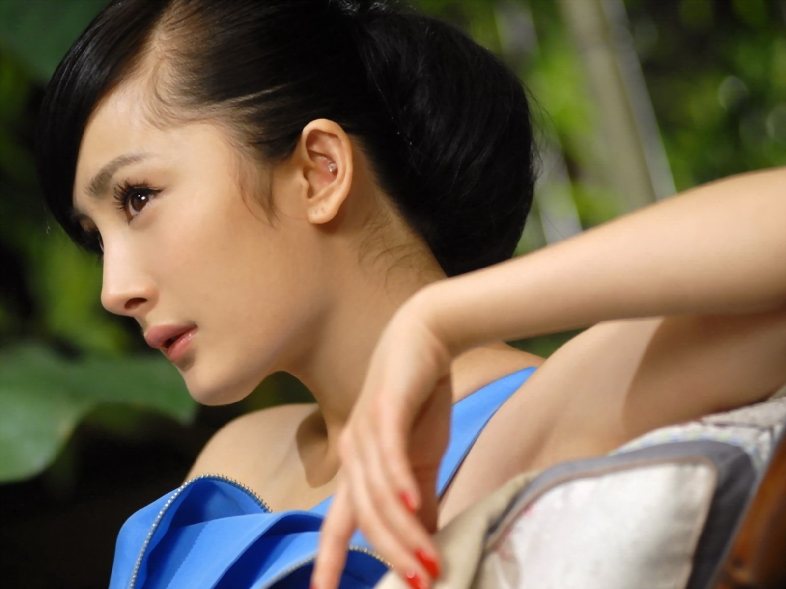 Yang Mi Wallpapers