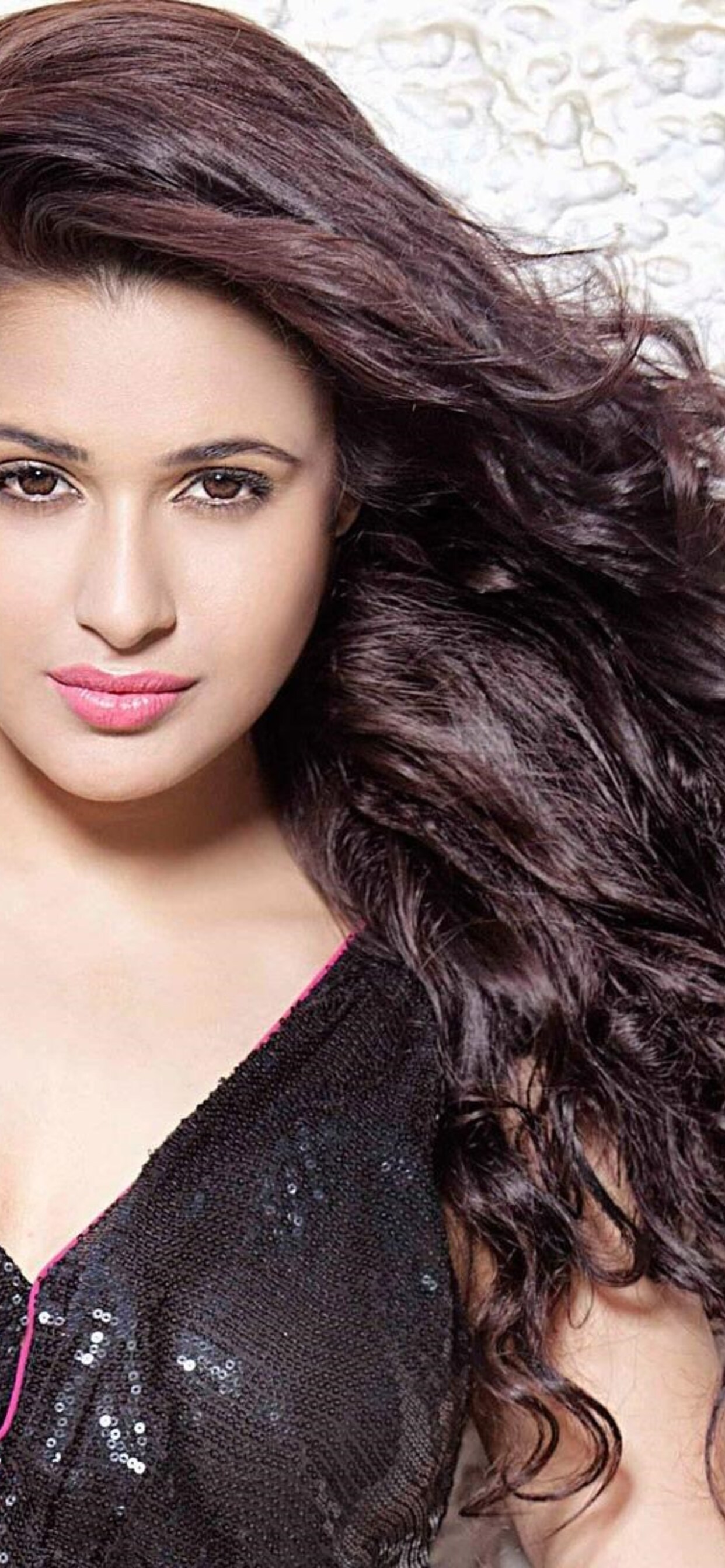 Yuvika Chaudhary Wallpapers