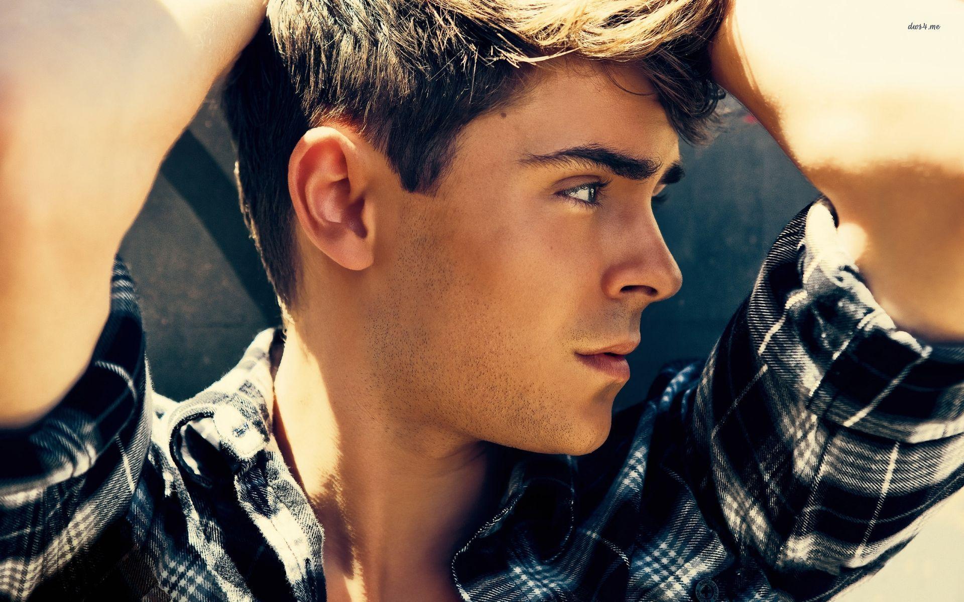 Zac Efron Wallpapers