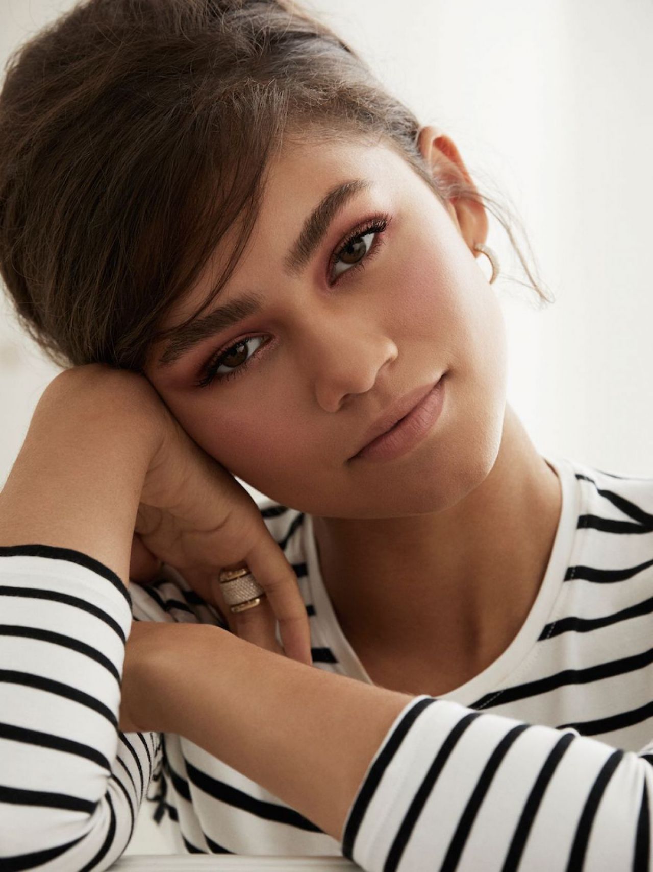 Zendaya Hairstyle Wallpapers