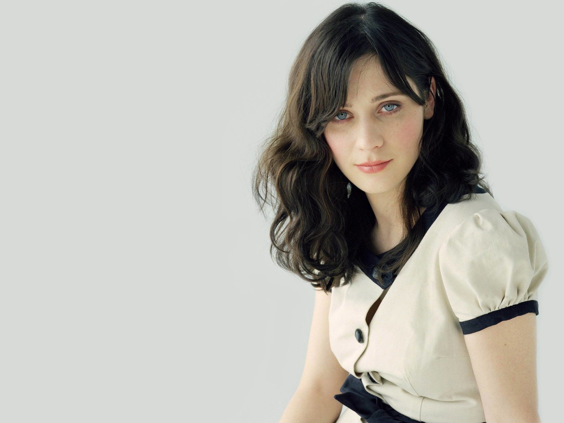 Zooey Deschanel Wallpapers