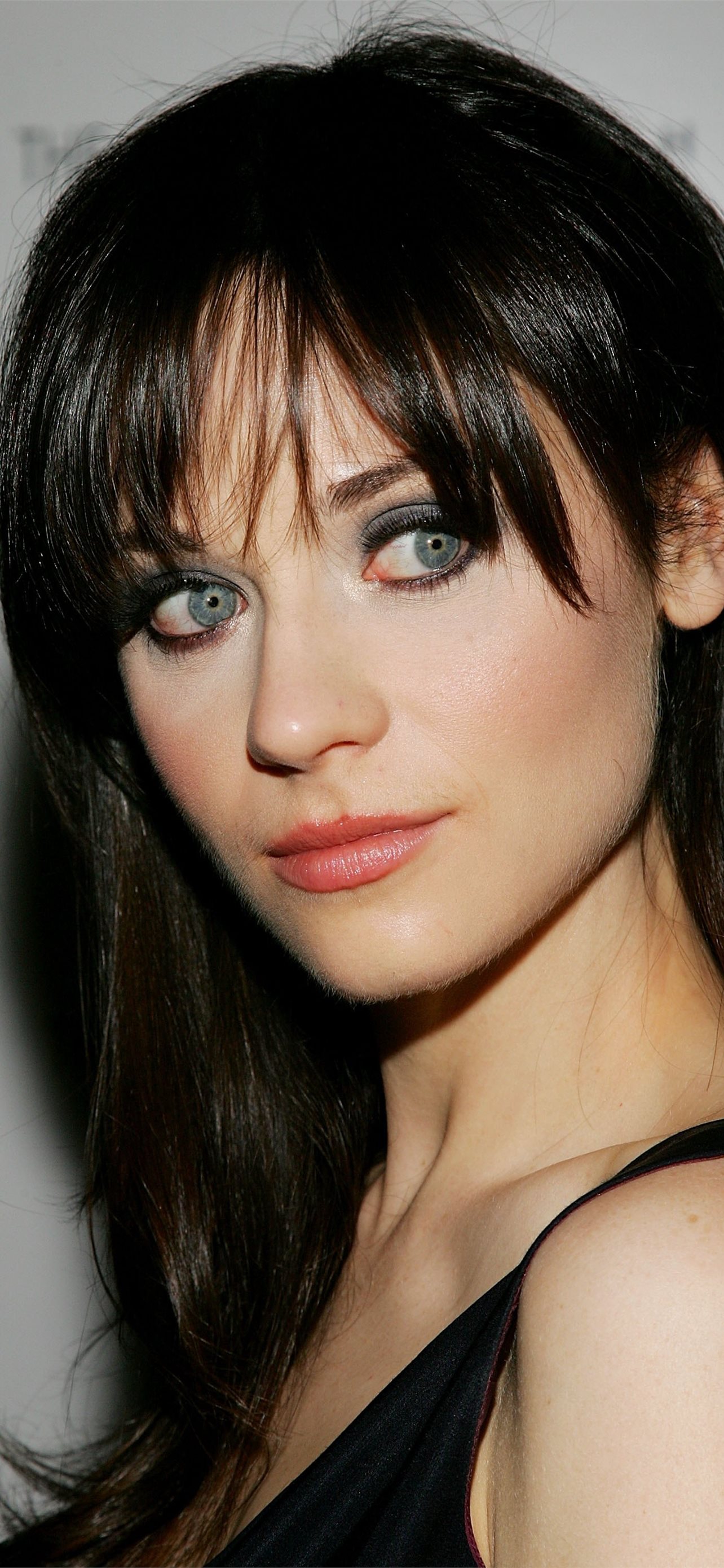 Zooey Deschanel Wallpapers