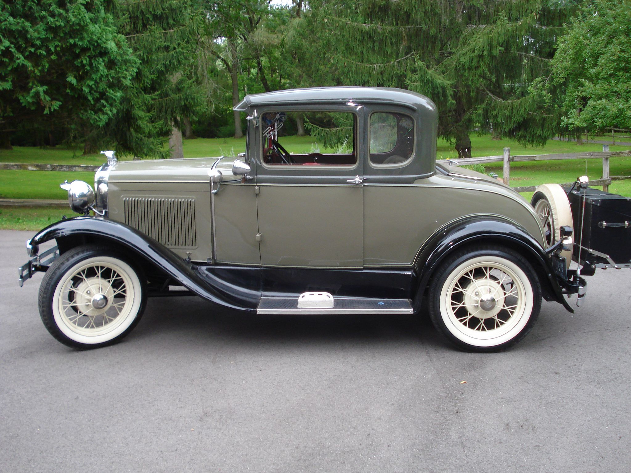 1930 Ford Coupe Wallpapers