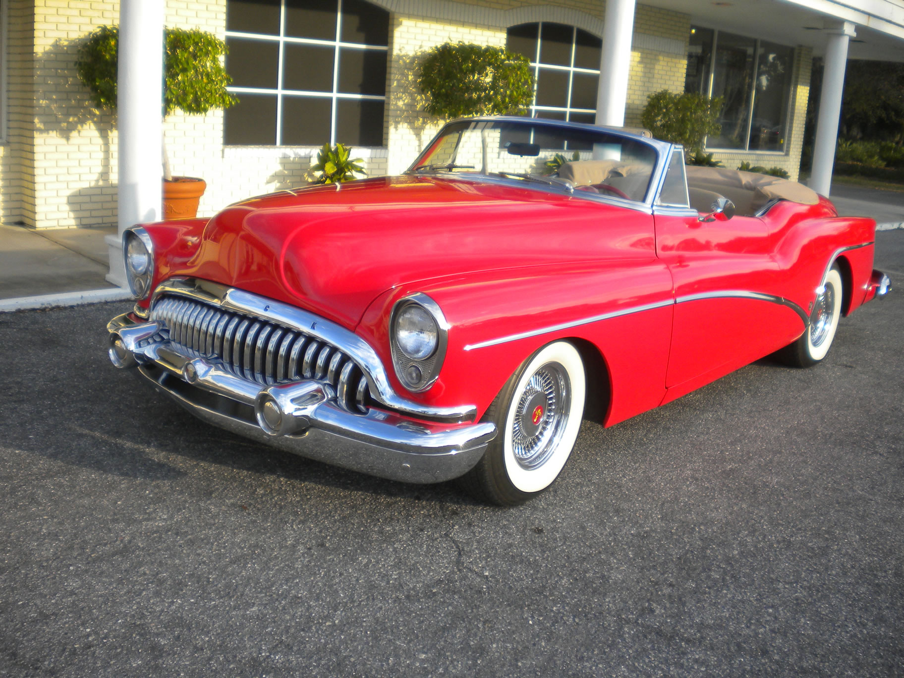 1953 Buick Skylark Convertible Coupe Wallpapers