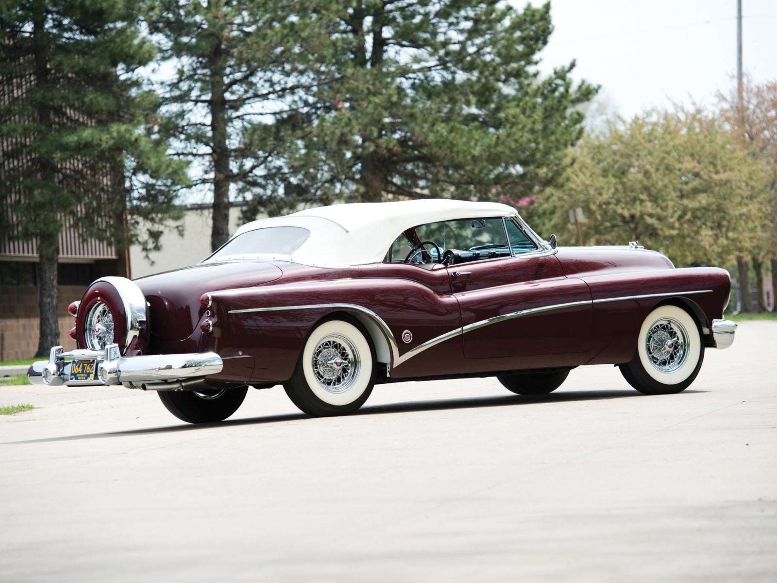 1953 Buick Skylark Convertible Coupe Wallpapers