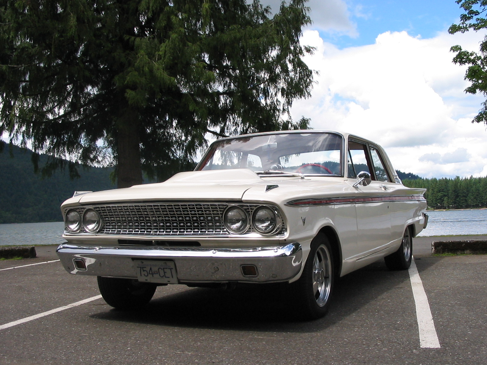 1964 Ford Fairlane Wallpapers