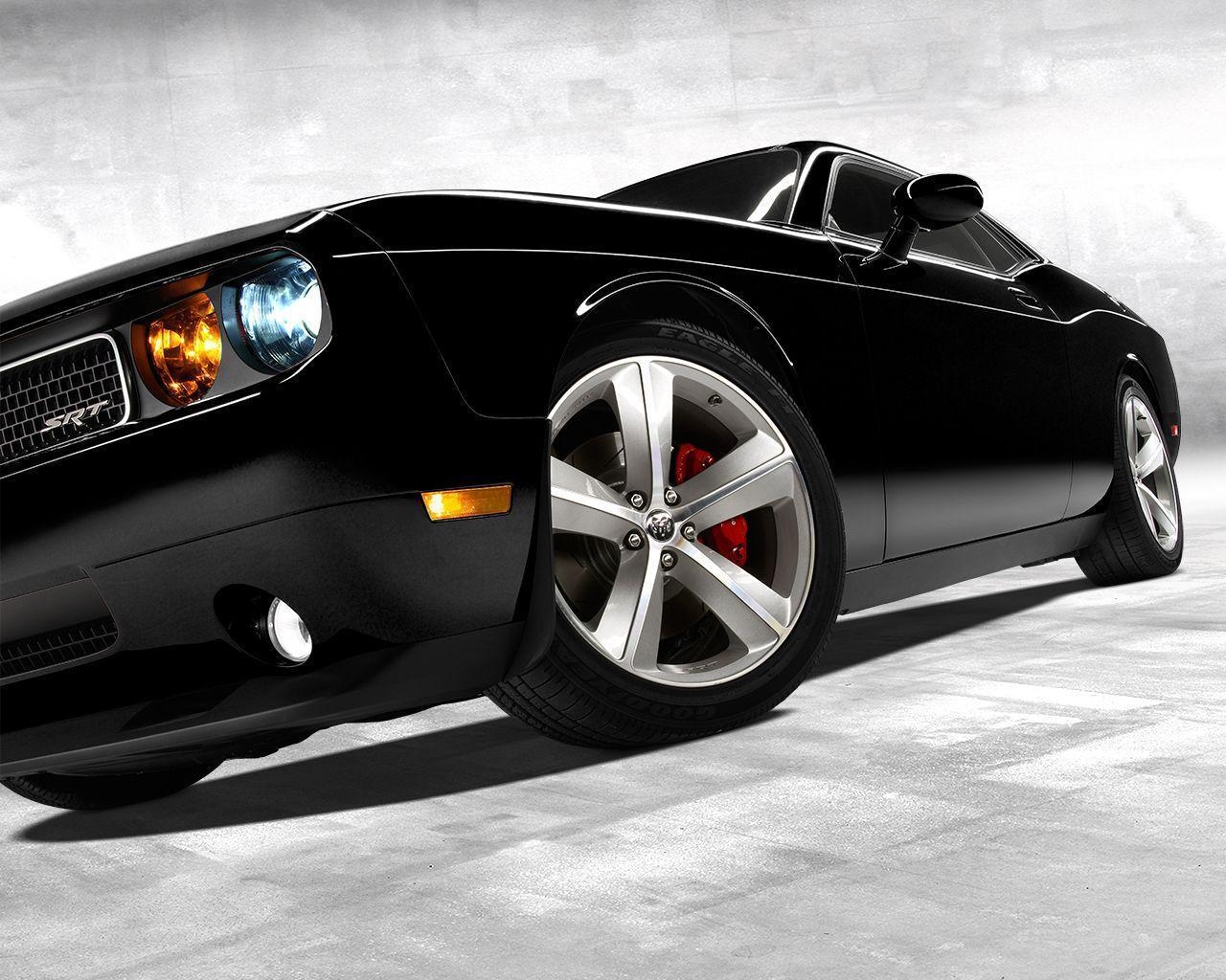 1987 Dodge Challenger Wallpapers