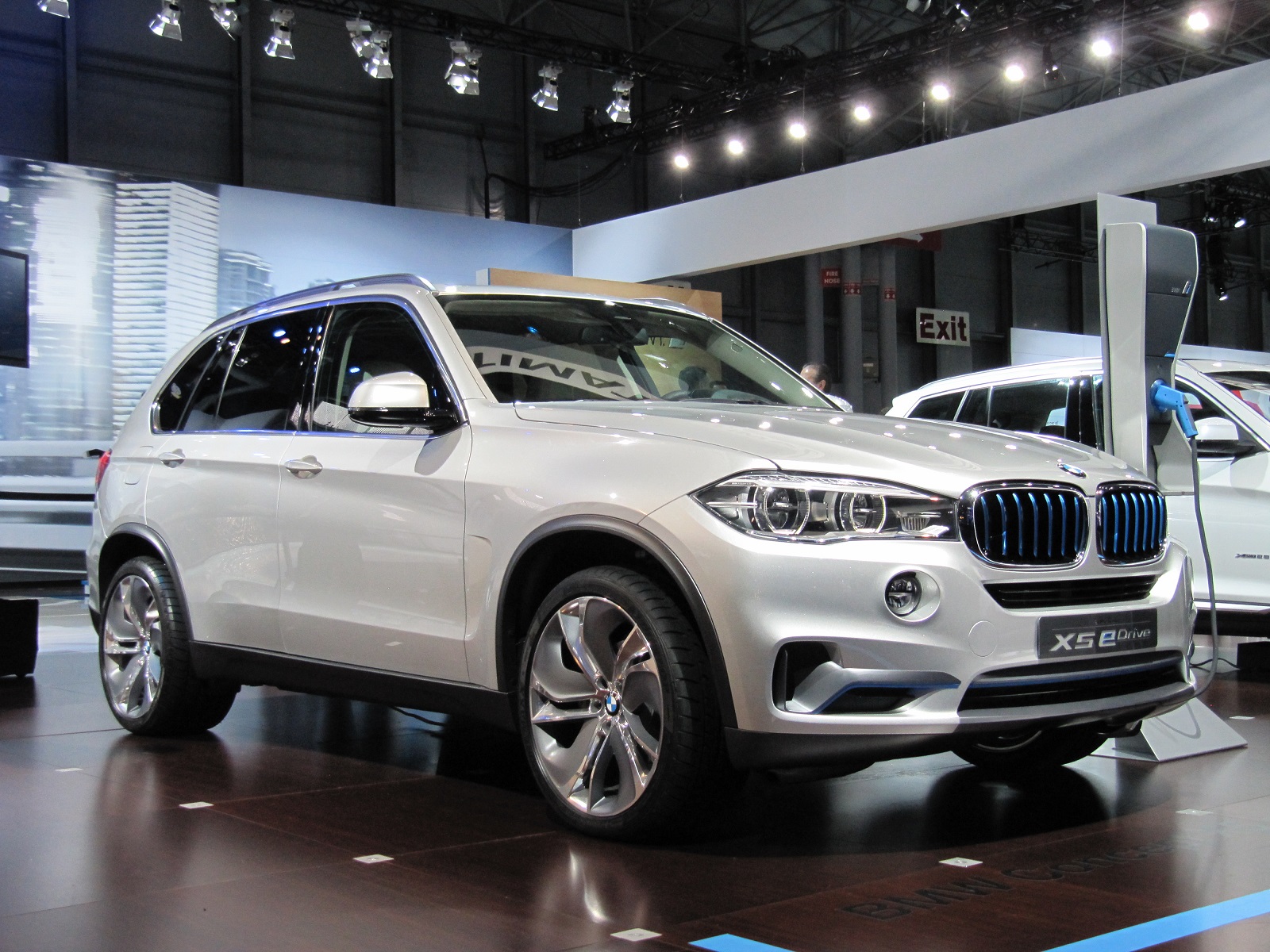 2013 Bmw X5 Edrive Concept Wallpapers