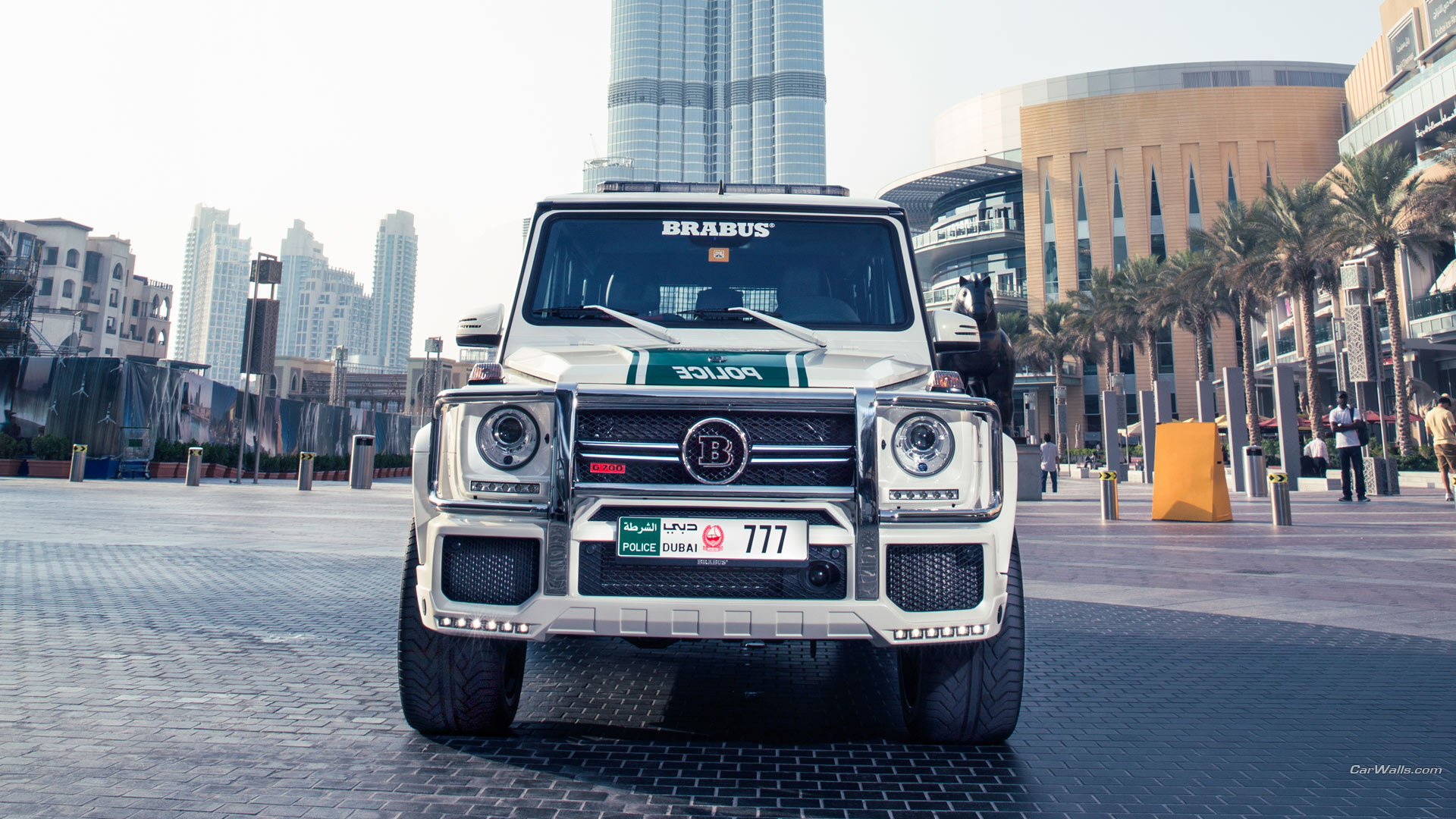 2013 Brabus B63S 700 Widestar Dubai Police Edition Wallpapers