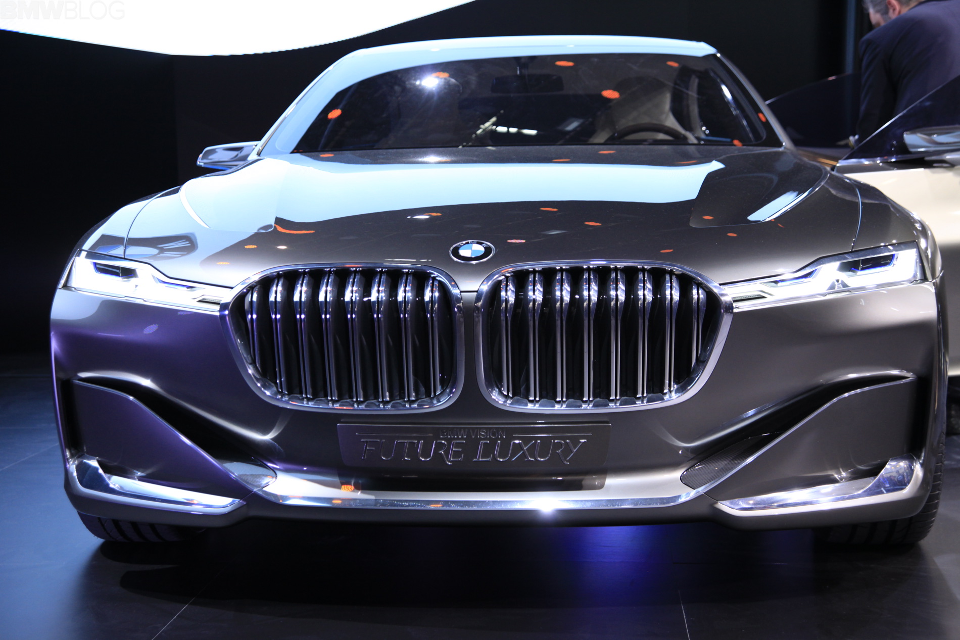 2014 Bmw Vision Future Luxury Concept Wallpapers