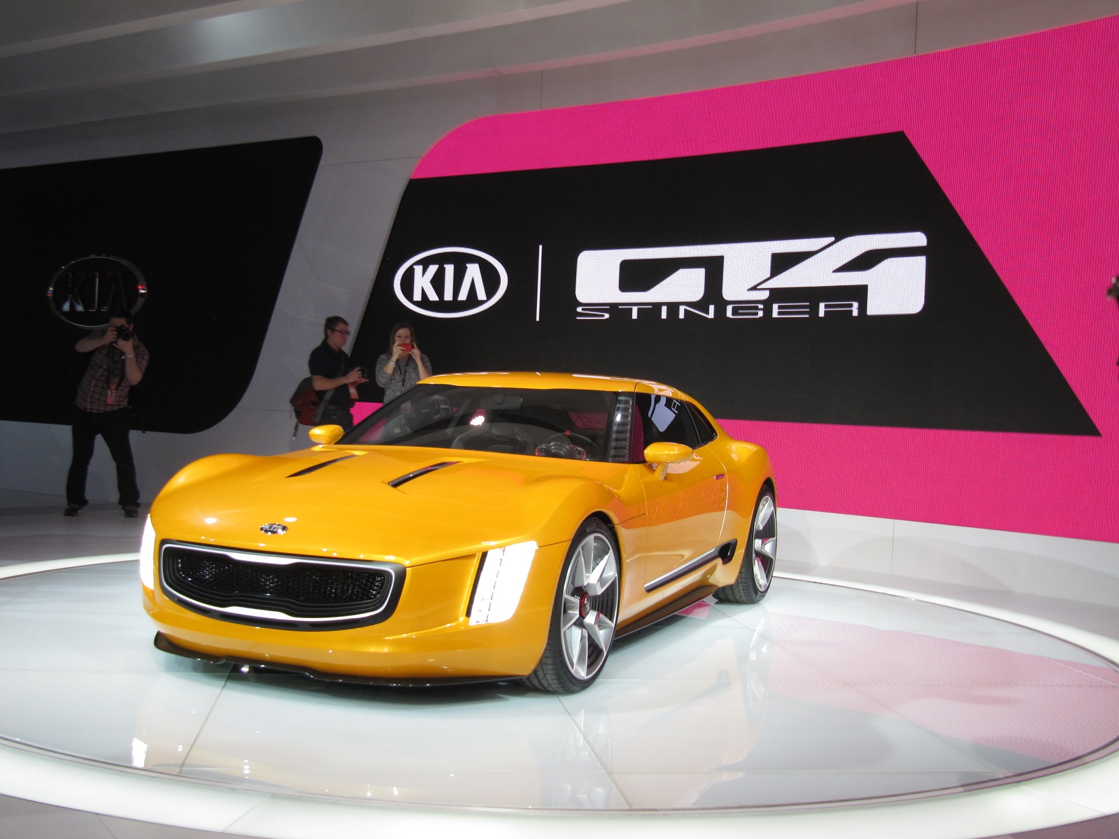 2014 Kia Gt4 Stinger Concept Wallpapers